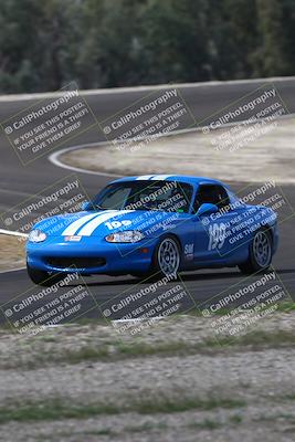 media/Mar-15-2025-CalClub SCCA (Sat) [[f66681bc18]]/Group 5/Qualifying (Turn 3)/